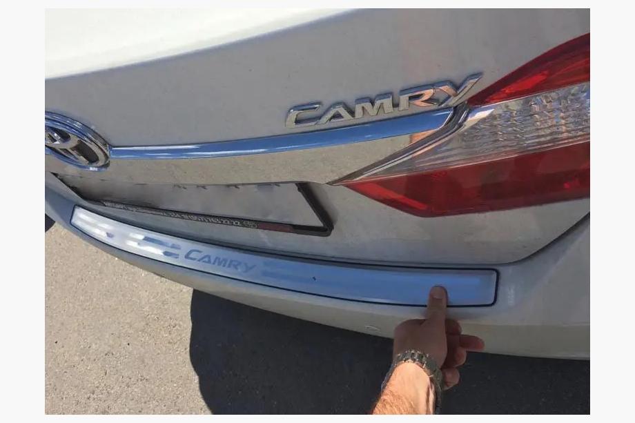 Toyota Camry 2011–2017 Protectie bara spate Libao inox Image