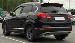 Chery Tiggo 5 2013- Ornament deasupra numarului Libao (inox) foto 1