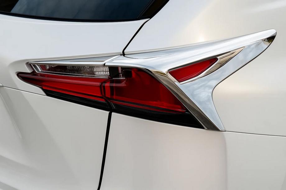Lexus NX 2014-2021 Capace Cromate Stopuri (2 buc, ABS) Image