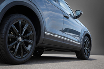 Volkswagen Tiguan 2016-2023 Moldinguri usa Carmos pentru AllSpace (4 buc, inox) foto 1