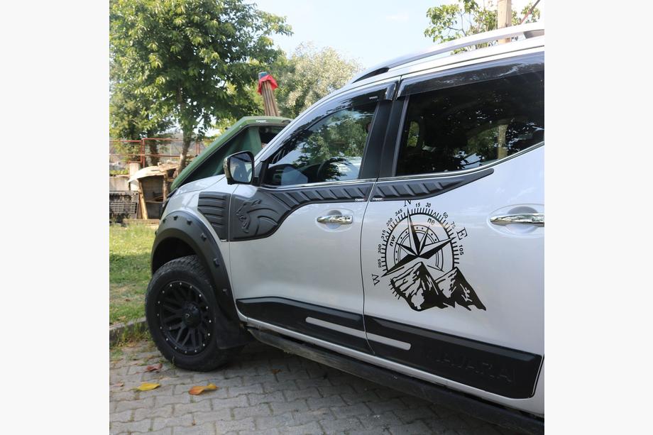 Nissan Navara/NP300 2016- Molduri superioare usa (6 buc, ABS) Image