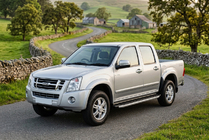 Isuzu D-Max 2002-2011 Praguri Laterale Fullmond (2007-2012, 2 buc, Aluminiu) foto 1