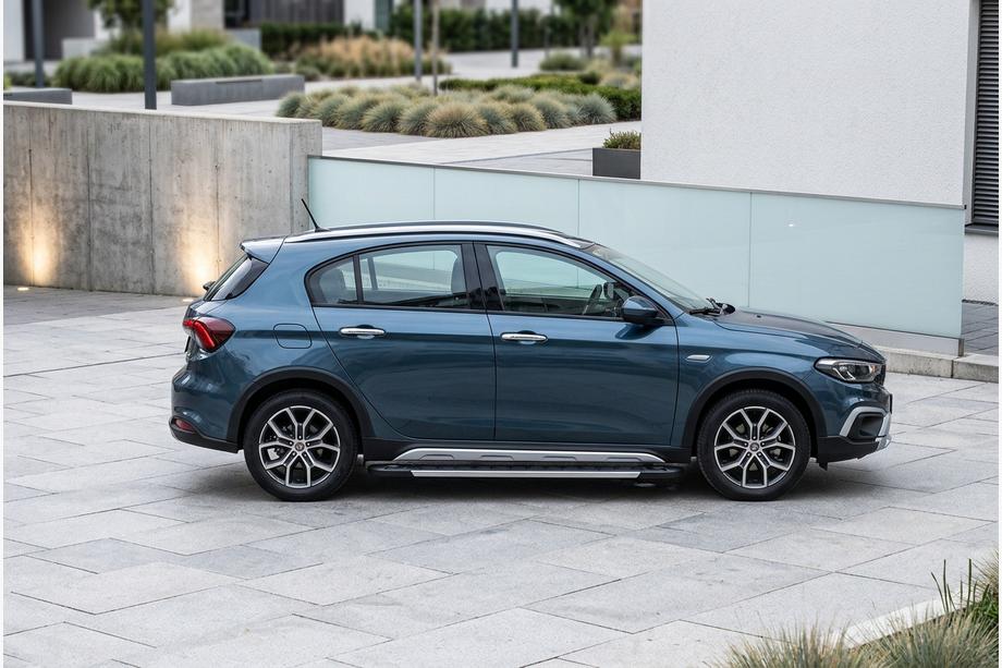 Fiat Tipo Cross 2021- Praguri Laterale RedLine (2 buc, Aluminiu) Image