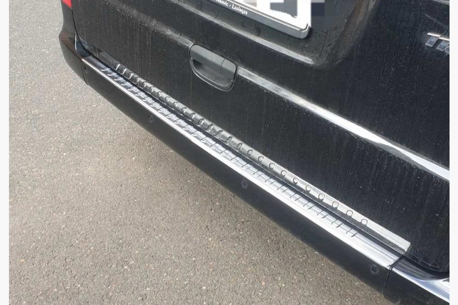 Mercedes Viano 2004-2014 Protectie bara spate cu margine (Carmos V2, inox) Foto 1