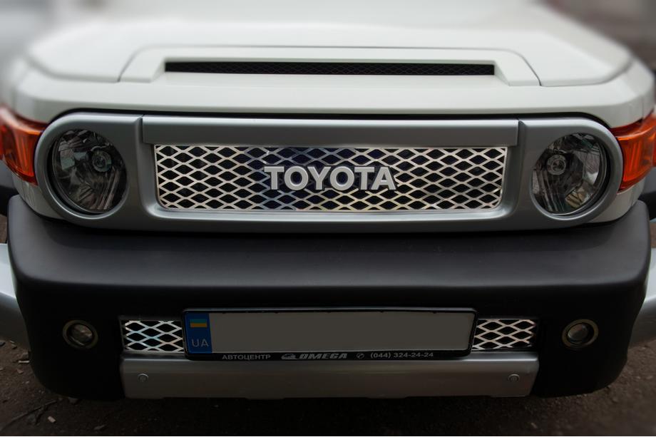 Toyota FJ Cruiser 2006-2022 Capace cromate pentru grila (otel inoxidabil) Foto 1